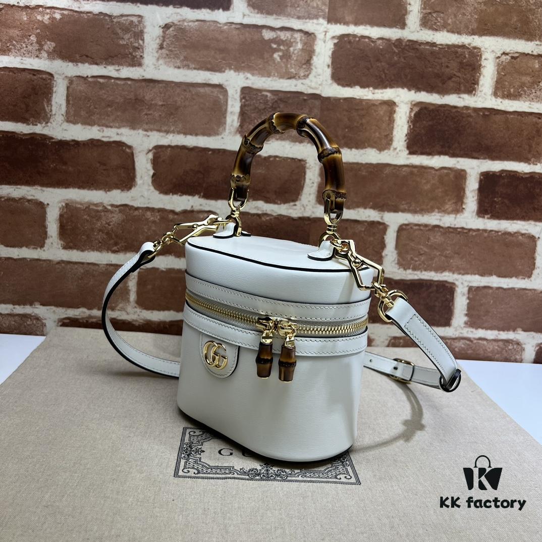 69308f5b6e68136f4d9a96dd GUCCI New Arrival Cabinet Quality, Top Original Single Item, Actual Photos. Model No. 760200 White, Dimensions: 15.5×13.5×4 cm, In Stock and Ready to Ship