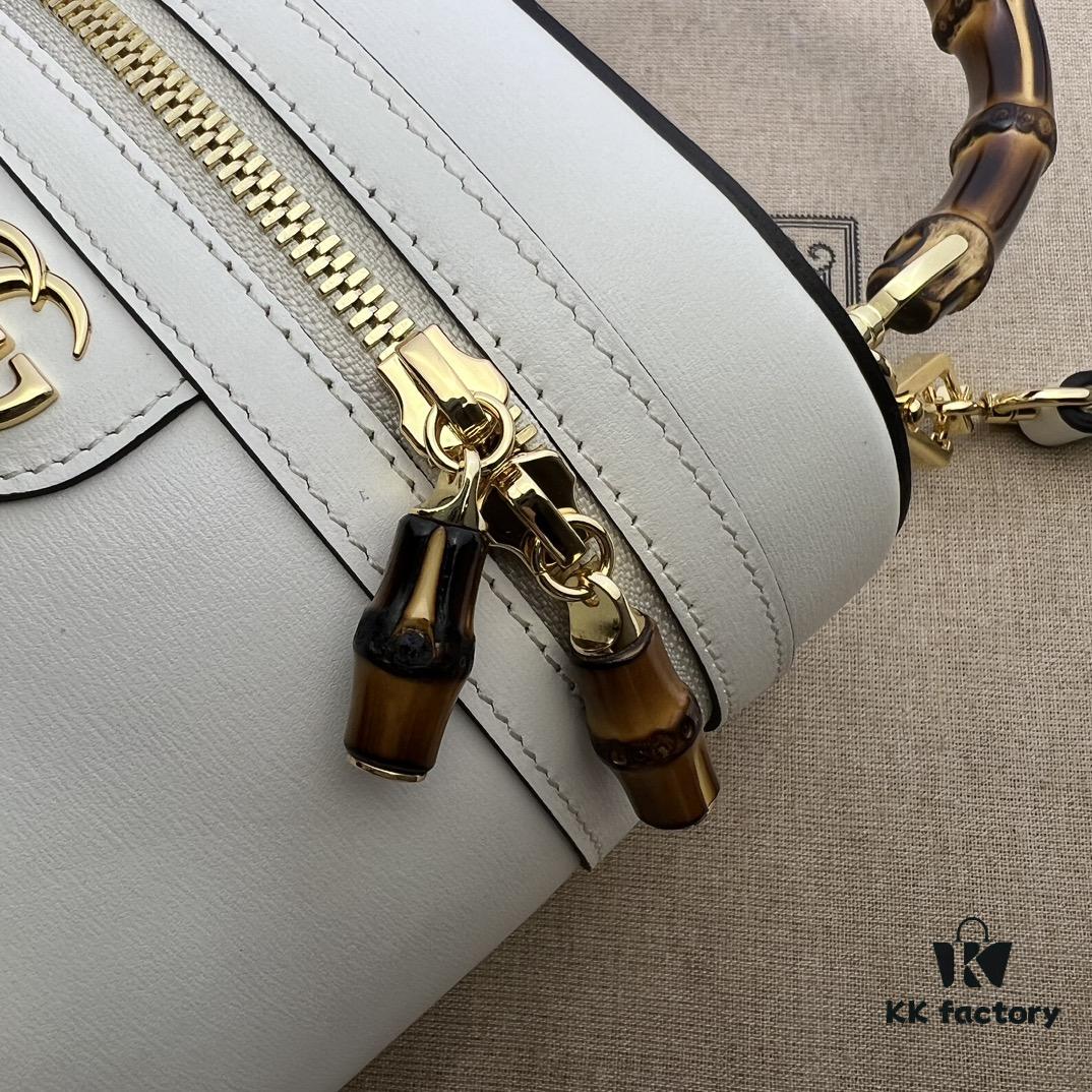 69308f5f6e68136f4d9a96e3 GUCCI New Arrival Cabinet Quality, Top Original Single Item, Actual Photos. Model No. 760200 White, Dimensions: 15.5×13.5×4 cm, In Stock and Ready to Ship