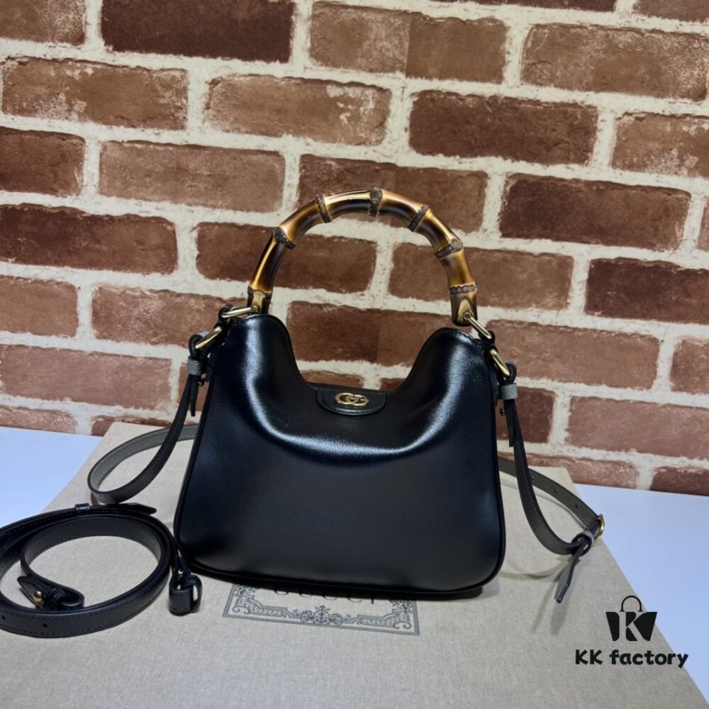 69308f7c6e68136f4d9a9723 GUCCI Counter Quality, Top Original Single Item, Actual Photos! Model No. 746251 Calfskin, Size: 24cm (W) x 15cm (H) x 5cm (Side Width), In Stock for Immediate Shipment