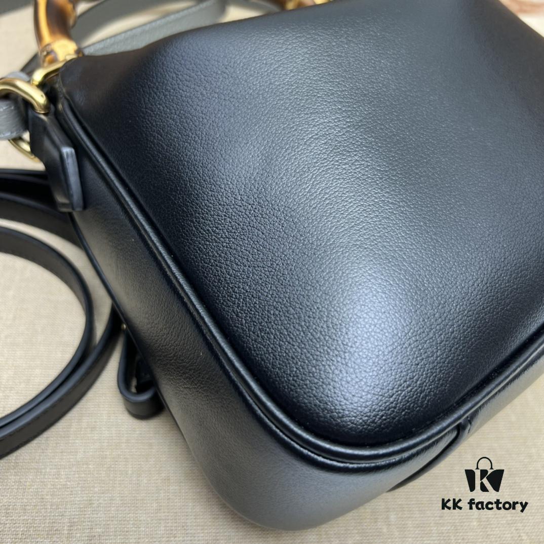 69308f7f6e68136f4d9a9729 GUCCI Counter Quality, Top Original Single Item, Actual Photos! Model No. 746251 Calfskin, Size: 24cm (W) x 15cm (H) x 5cm (Side Width), In Stock for Immediate Shipment