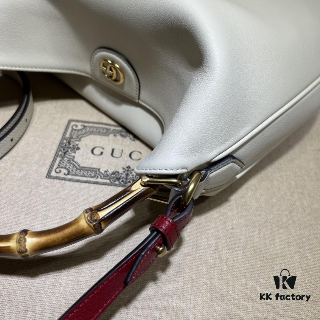 69308f946e68136f4d9a9757 GUCCI New Arrival Cabinet Quality, Top Original Single Item. Actual Product Photos. Model No. 746124 White, Dimensions: Width 30 × Height 23 × Depth 6.5. In Stock for Immediate Shipment.