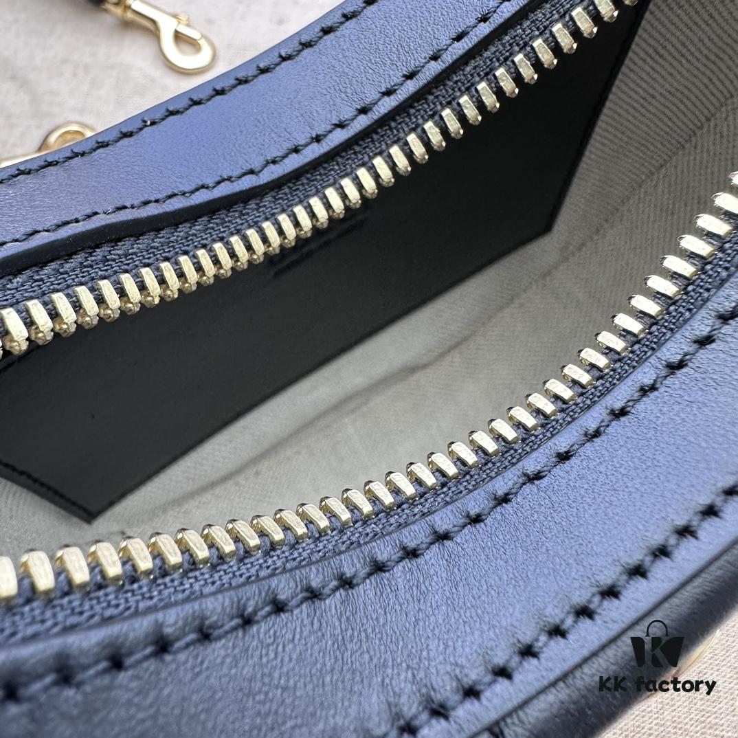 69308fd26e68136f4d9a97db GUCCI High-End Original Stock, In-Hand Real Photos! Model No. 739736 Khaki Color, Dimensions: 21cm W x 14cm H x 6cm D, Ready Stock Available