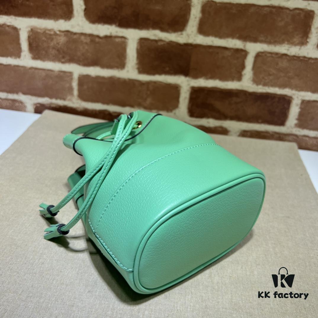 693090266e68136f4d9a9895 GUCCI Counter Quality, Top Original Single Item, Actual Photos! Model No. 550620 Mint Green, Size: 15 x 18 x 9.5 cm (W x H x D), In Stock