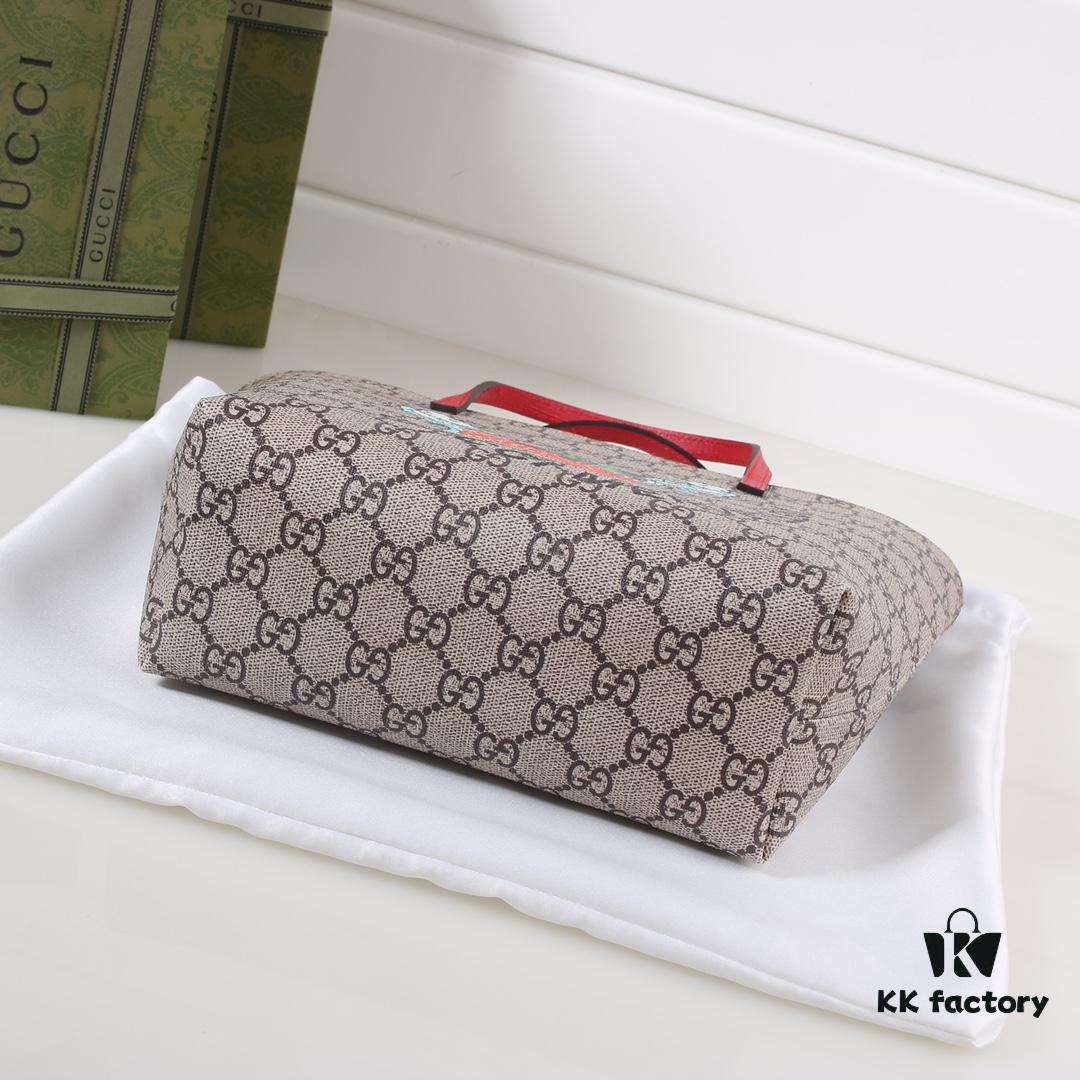 693090ac6e68136f4d9a99bc GUCCI Hot-Selling Item, Boutique Quality, Top-Tier Original Order Stock, Real Product Photos, Stylish Handheld Bag, Model No.: 410812 Hippocampus, Dimensions: 21x20x10cm! In Stock for Immediate Shipment
