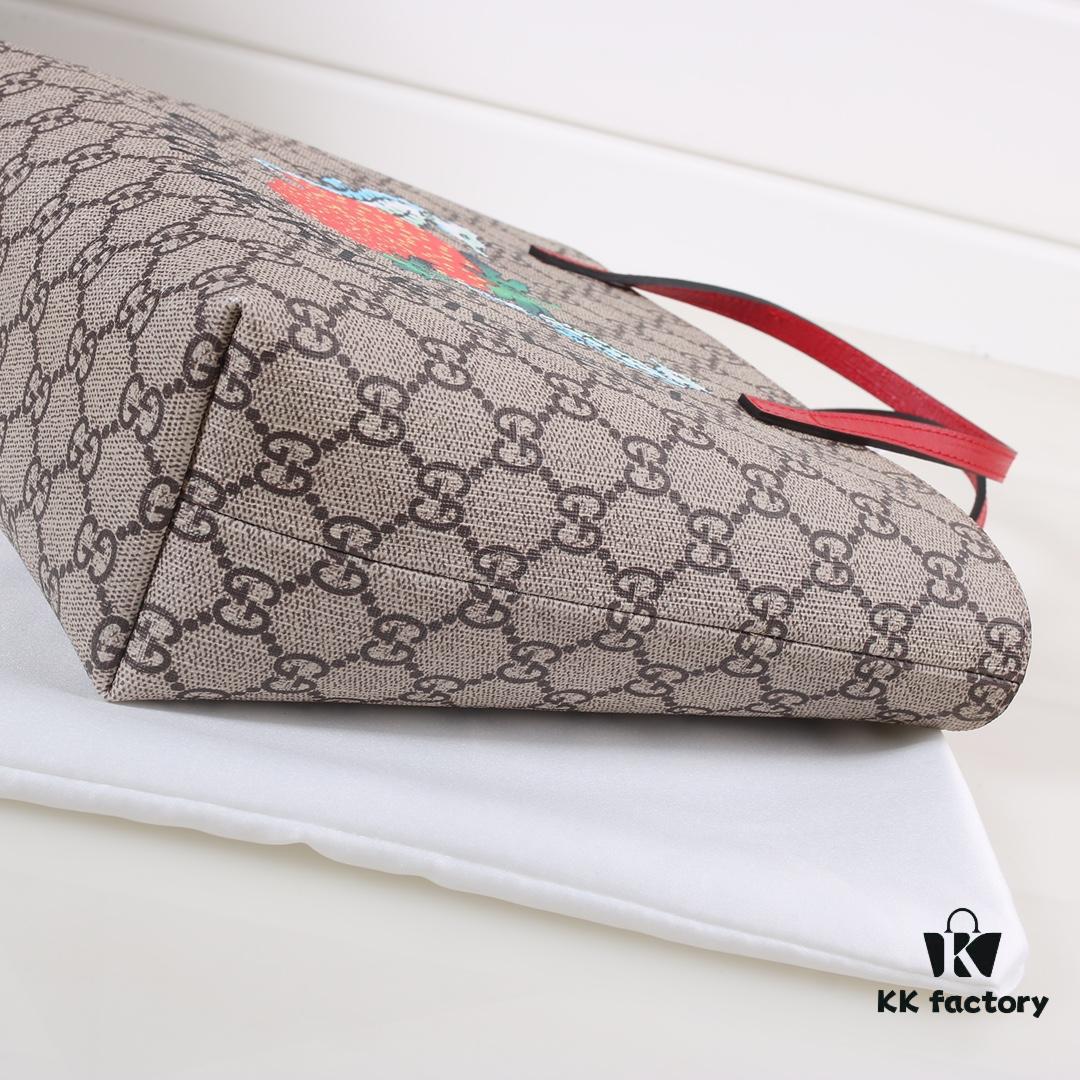 693090ac6e68136f4d9a99bd GUCCI Hot-Selling Item, Boutique Quality, Top-Tier Original Order Stock, Real Product Photos, Stylish Handheld Bag, Model No.: 410812 Hippocampus, Dimensions: 21x20x10cm! In Stock for Immediate Shipment