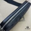 GUCCI New Arrival Cabinet Quality, Top Original Single Item, Actual Photos! Model No.: 703468 KJiao, Dimensions: 24.5 x 16 x 4.5 cm, In Stock for Immediate Shipment