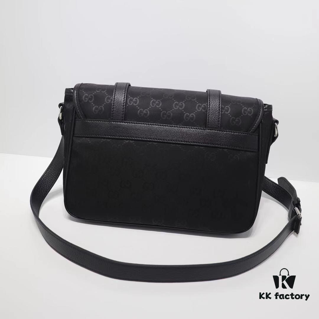 6930911b6e68136f4d9a9a87 GUCCI New Arrival Cabinet Quality, Top Original Single Item, Real Product Photos, Model No.: 510335 Embossed Cloth, Size 27x20x12cm Ready Stock