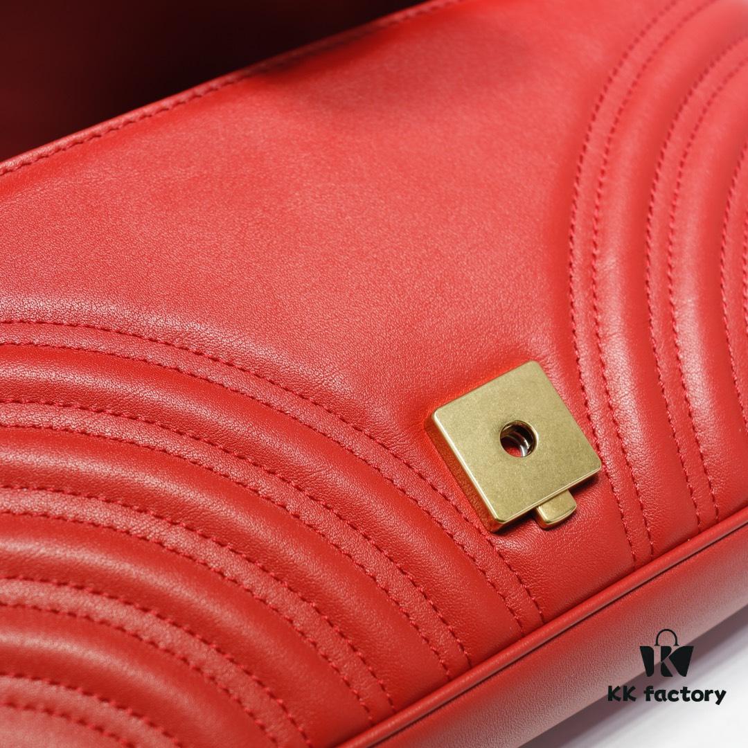 693091396e68136f4d9a9abf GUCCI New Arrival High-Quality Authentic Stock, Item No. 443497 in Bright Red, Dimensions: W26 x H15.5 x D6cm