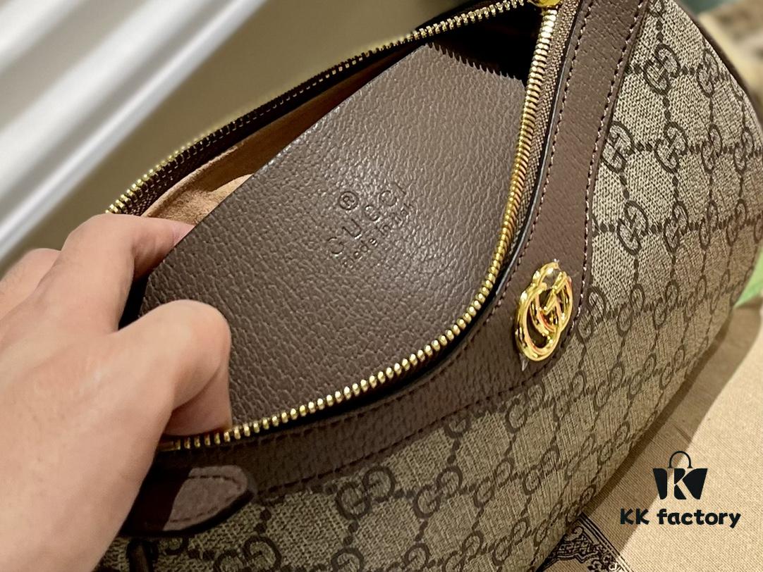 693092586e68136f4d9a9cb3 Gucci New Arrival Shoulder Bag / Mahjong Bag