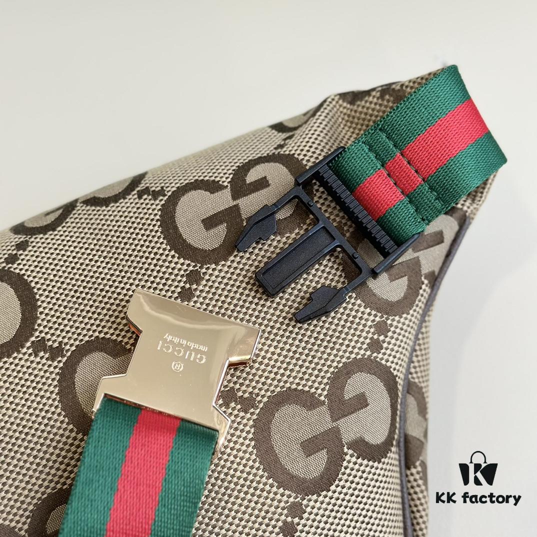 693092a16e68136f4d9a9d1e Gucci Super Double G Jumbo Series Belt Bag, Model Number: 696031 Coffee Fabric
