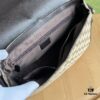 693092ba6e68136f4d9a9d45 Gucci New Flat Messenger Bag Model 449172 Khaki