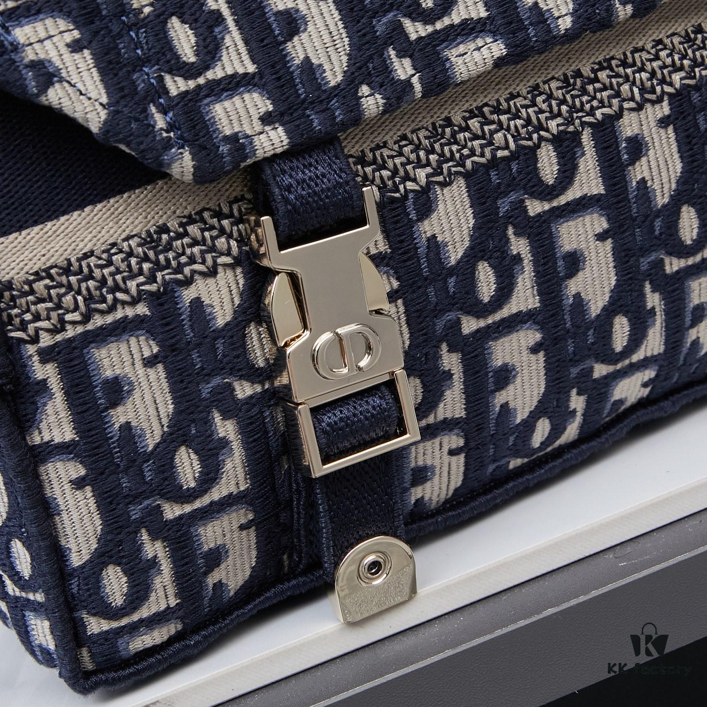 693092e36e68136f4d9a9d83 Small DIOR New Messenger Bag with Box 🆕❤️