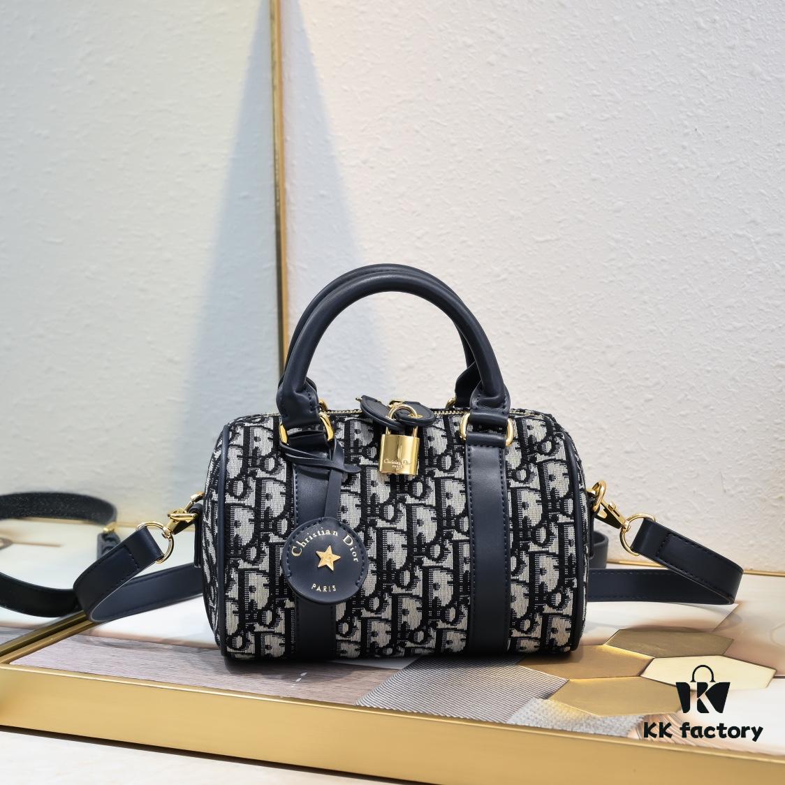 Dior Groove 20.25 Handbag in Blue Oblique Print
