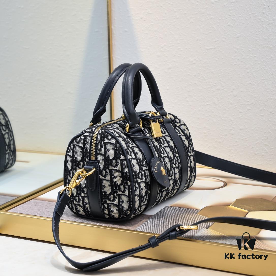Dior Groove 20.25 Handbag in Blue Oblique Print