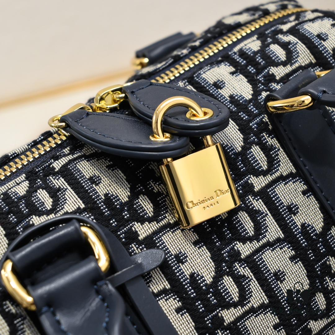 Dior Groove 20.25 Handbag in Blue Oblique Print