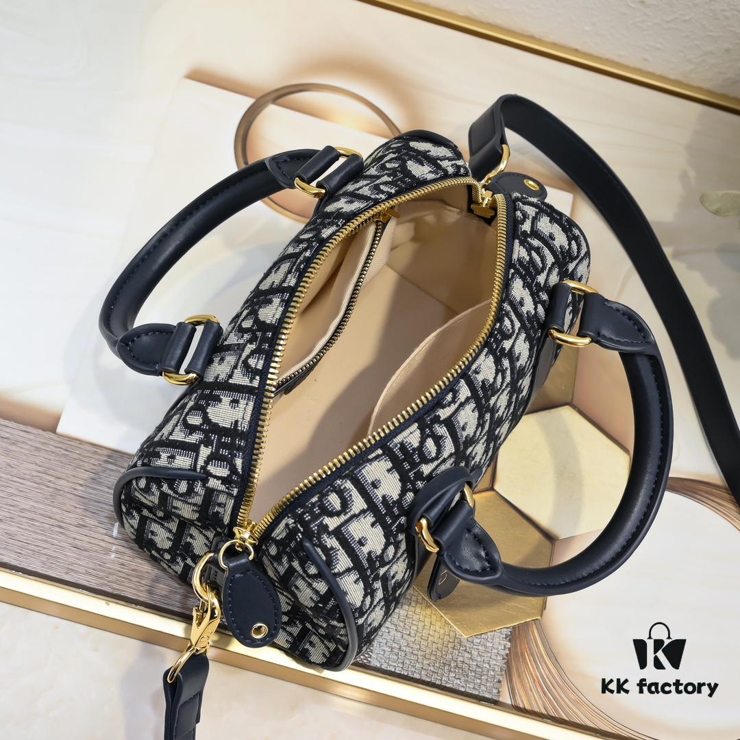 Dior Groove 20.25 Handbag in Blue Oblique Print