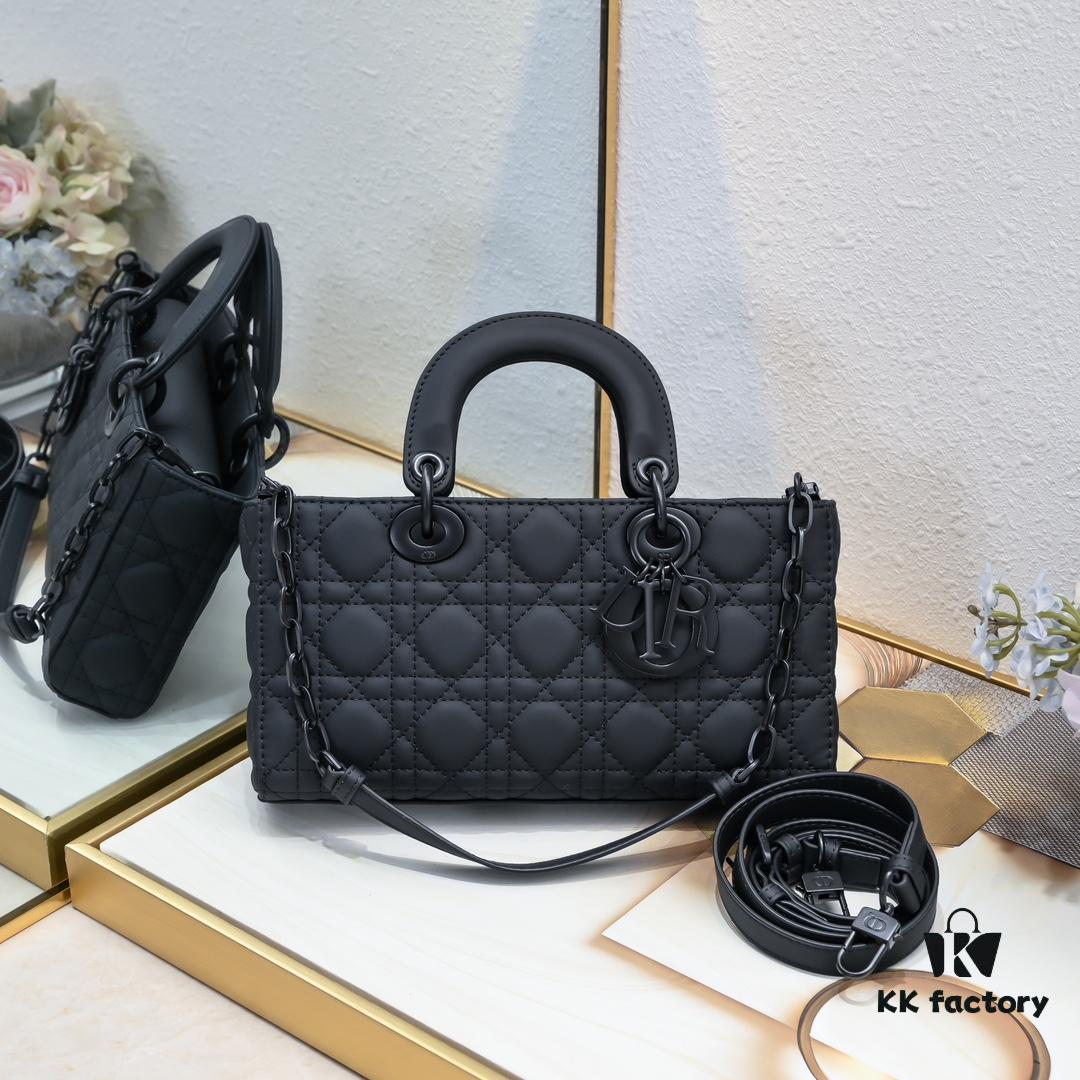 Lady D-Joy Handbag Large Size 26