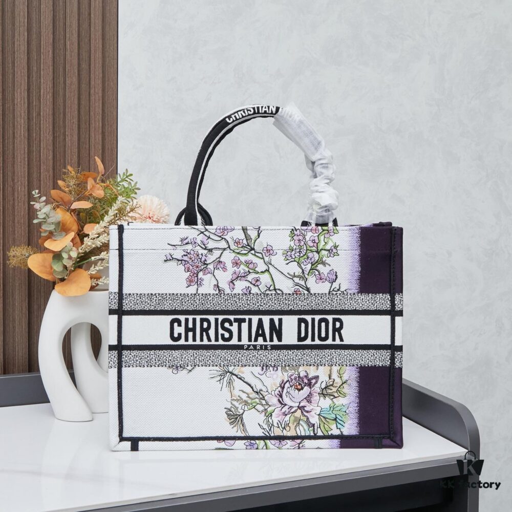 Embroidered Medium [Di0r Book Tote]