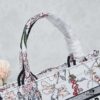Embroidered Medium [Di0r Book Tote]
