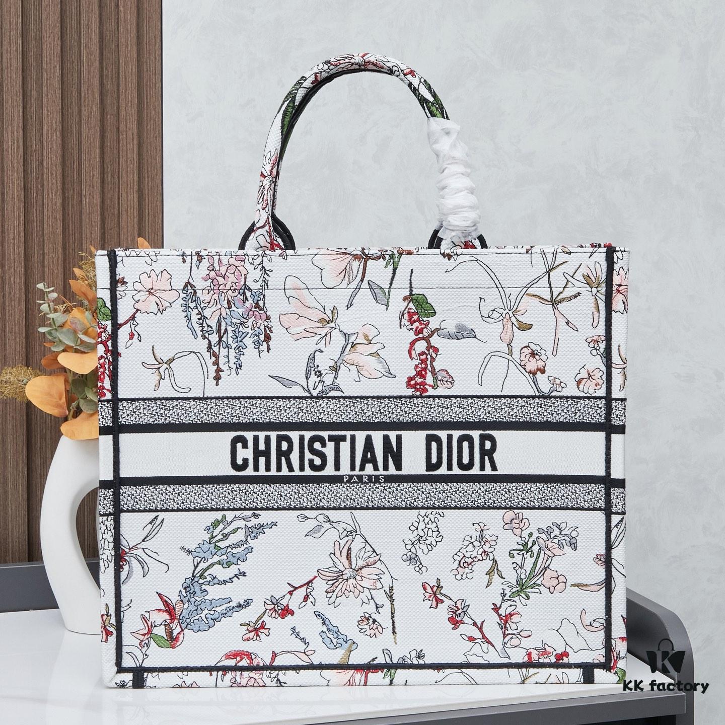 Embroidered Large Size [Dior Book Tote]
