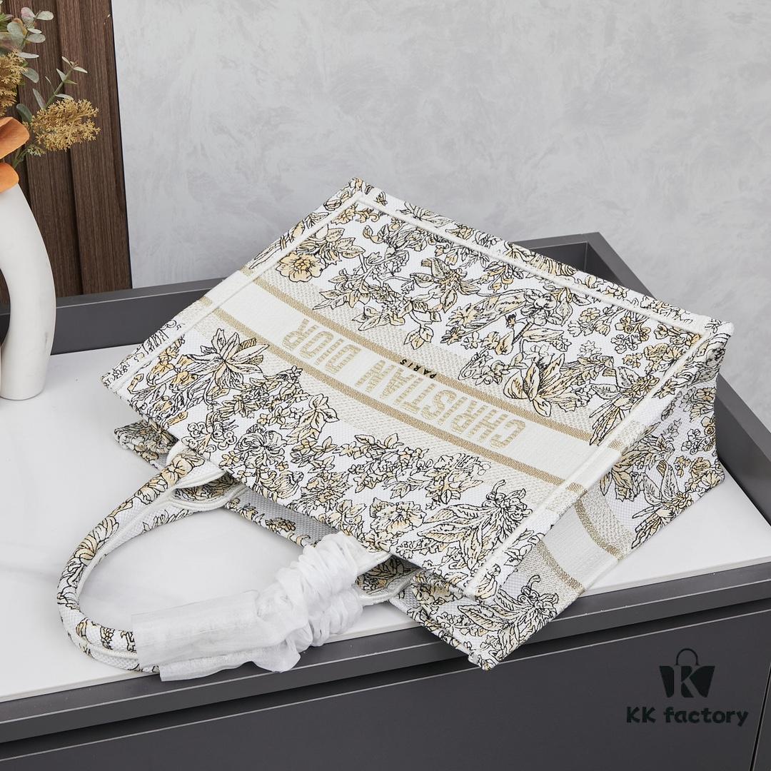 693093a36e68136f4d9a9ed0 Original Order Embroidered Medium Di0r Book Tote