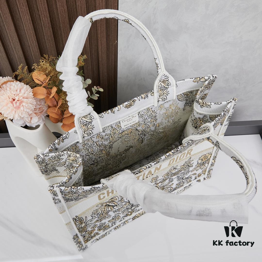 693093a66e68136f4d9a9ed6 Original Order Embroidered Medium Di0r Book Tote