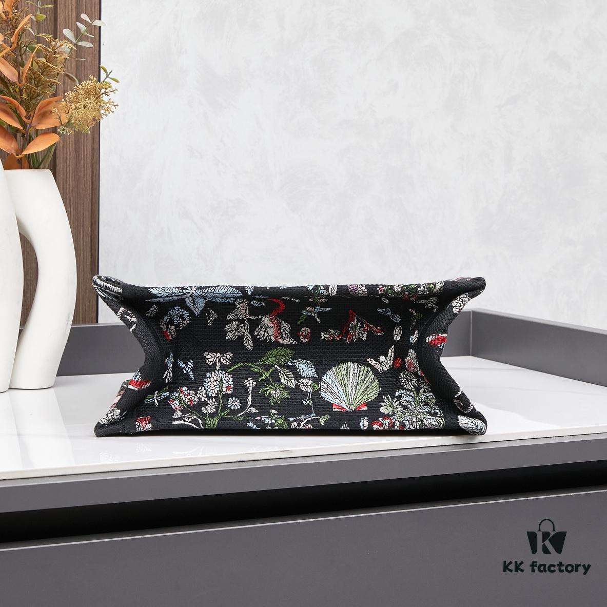 693093b16e68136f4d9a9ee5 Book Tote Bag with Embroidered Small Size 26.5cm