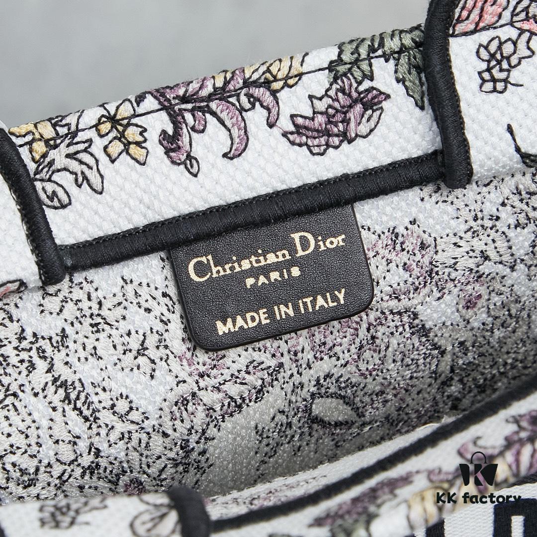 693094066e68136f4d9a9f80 Book Tote Bag (Small Size Embroidered 26.5cm)
