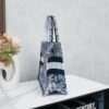 693094156e68136f4d9a9f9f Original Order Embroidered Medium Di0r Book Tote
