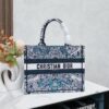 693094156e68136f4d9a9fa1 Original Order Embroidered Medium Di0r Book Tote