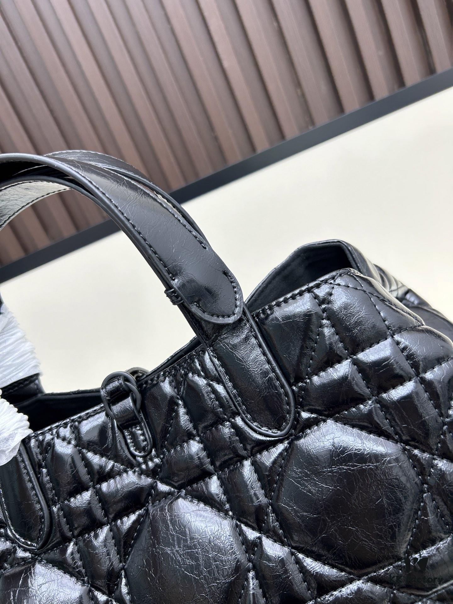 693094596e68136f4d9aa01d Large Oil-Waxed Calfskin Dior Toujours Bag