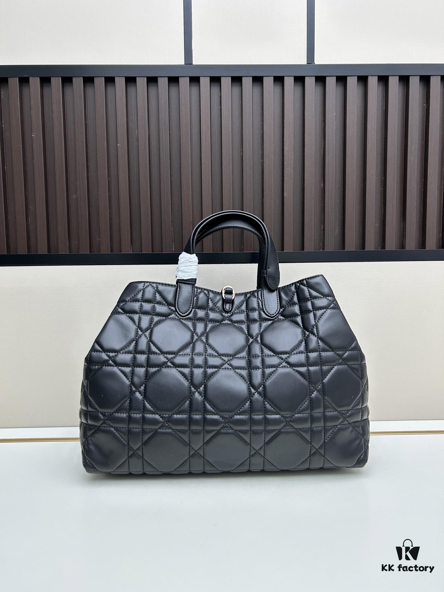 6930945f6e68136f4d9aa029 Large Dior Toujours Bag