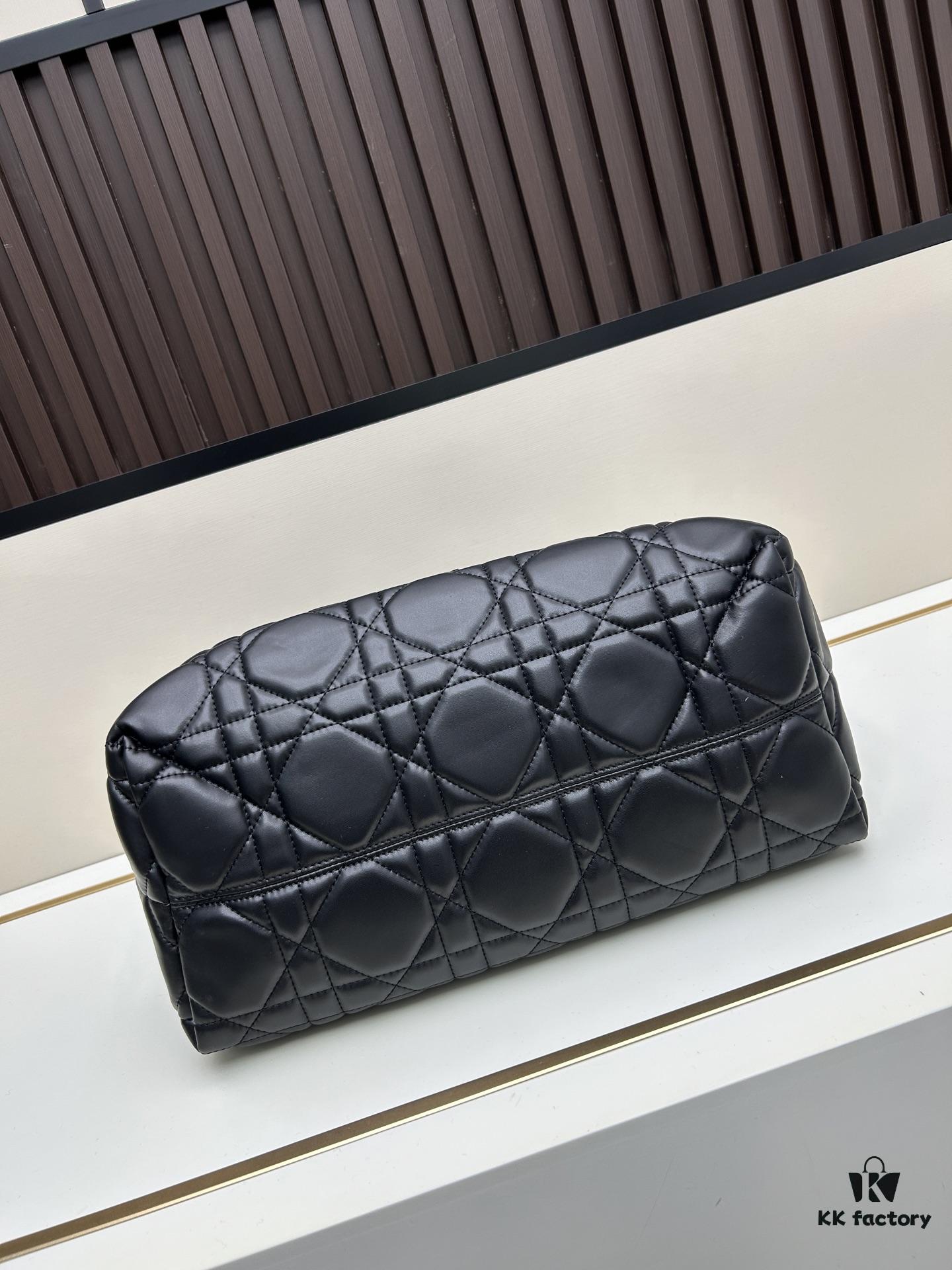 693094606e68136f4d9aa02b Large Dior Toujours Bag