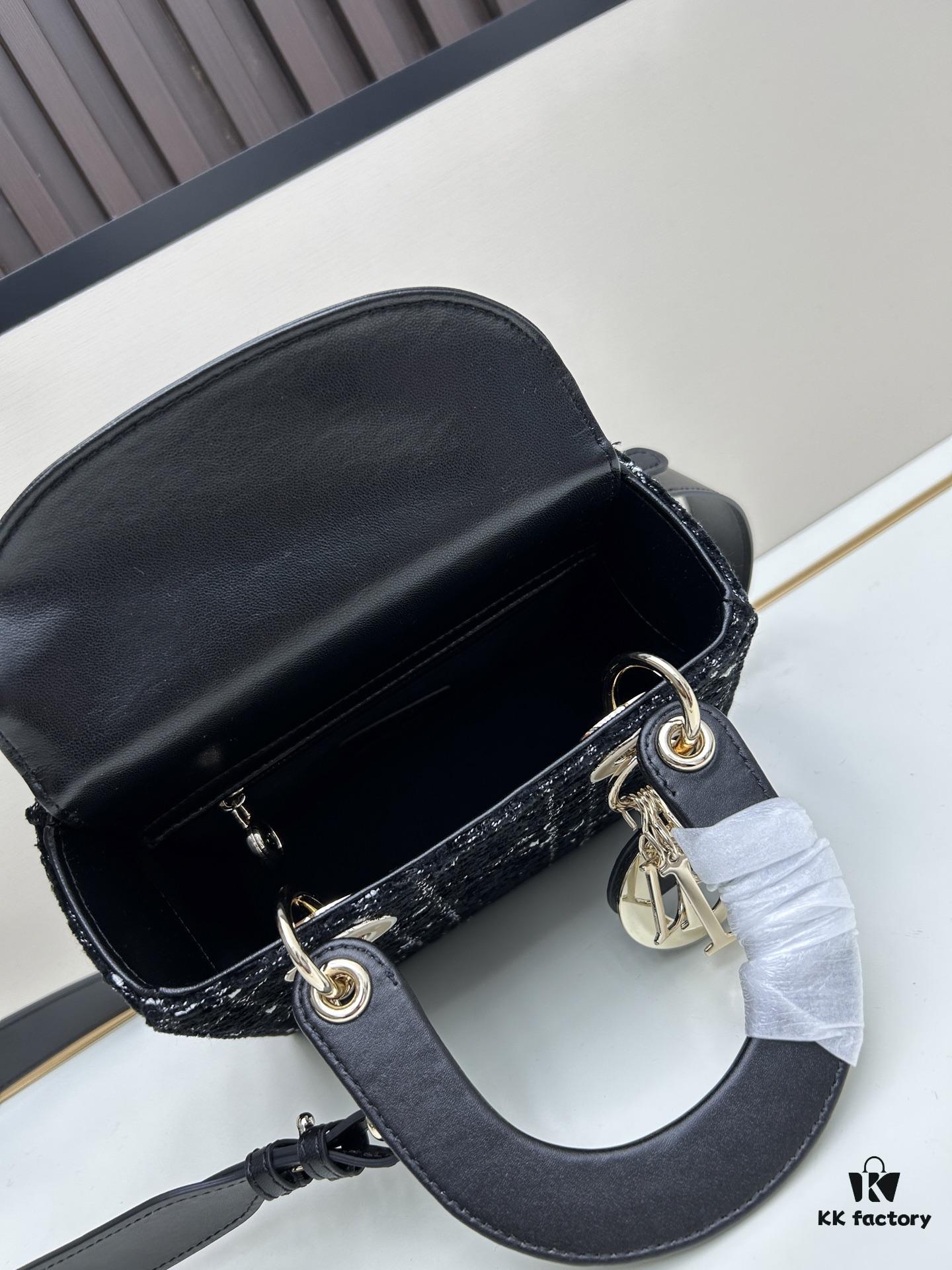 693094816e68136f4d9aa065 Dior New Launch Tweed Bag with Box Sharing ||| The Spiritual Essence of Tweed Fabric