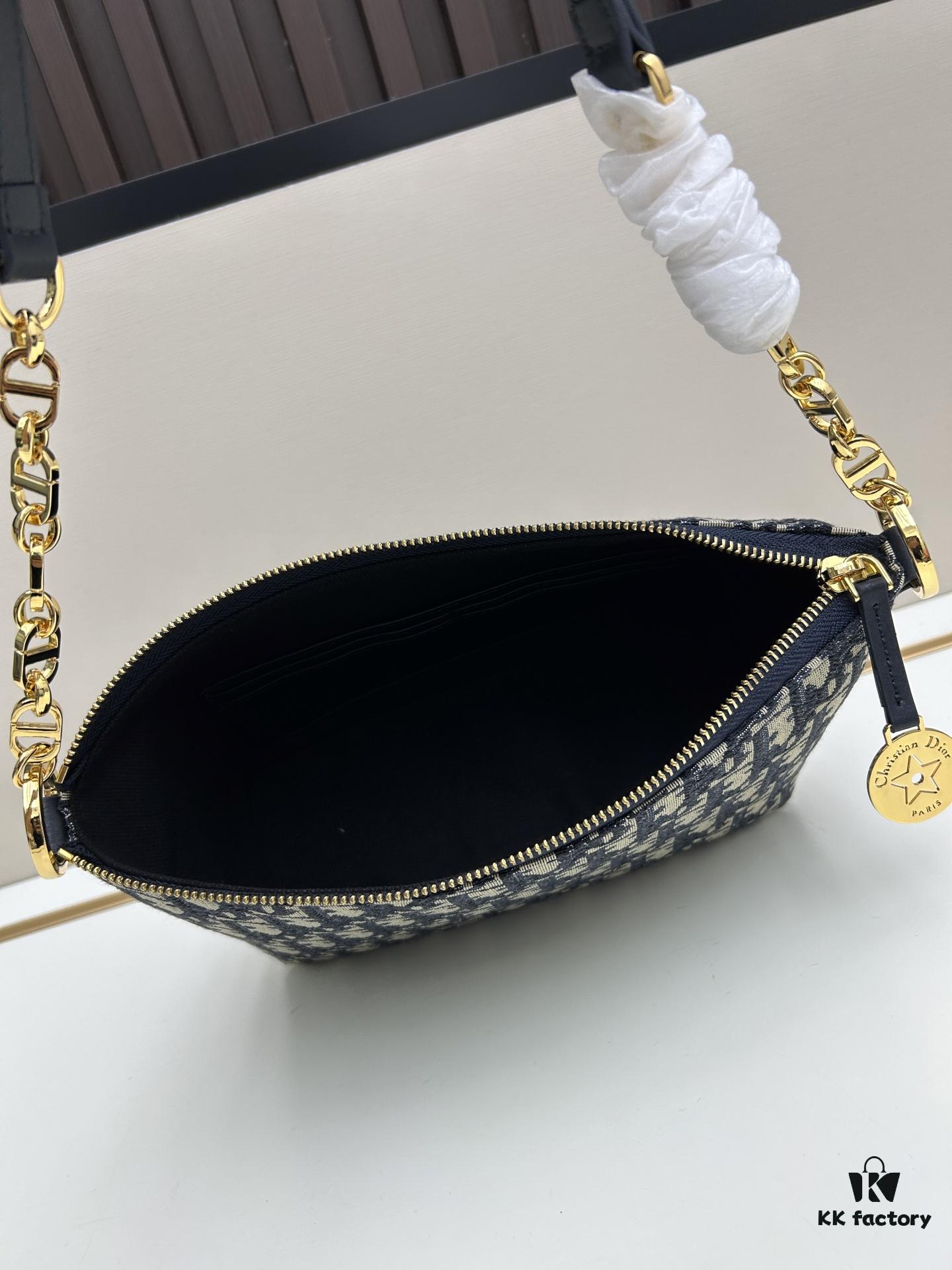 693094a36e68136f4d9aa0a2 Diorstar Hobo Chain Bag in Blue Denim Dior Oblique Jacquard