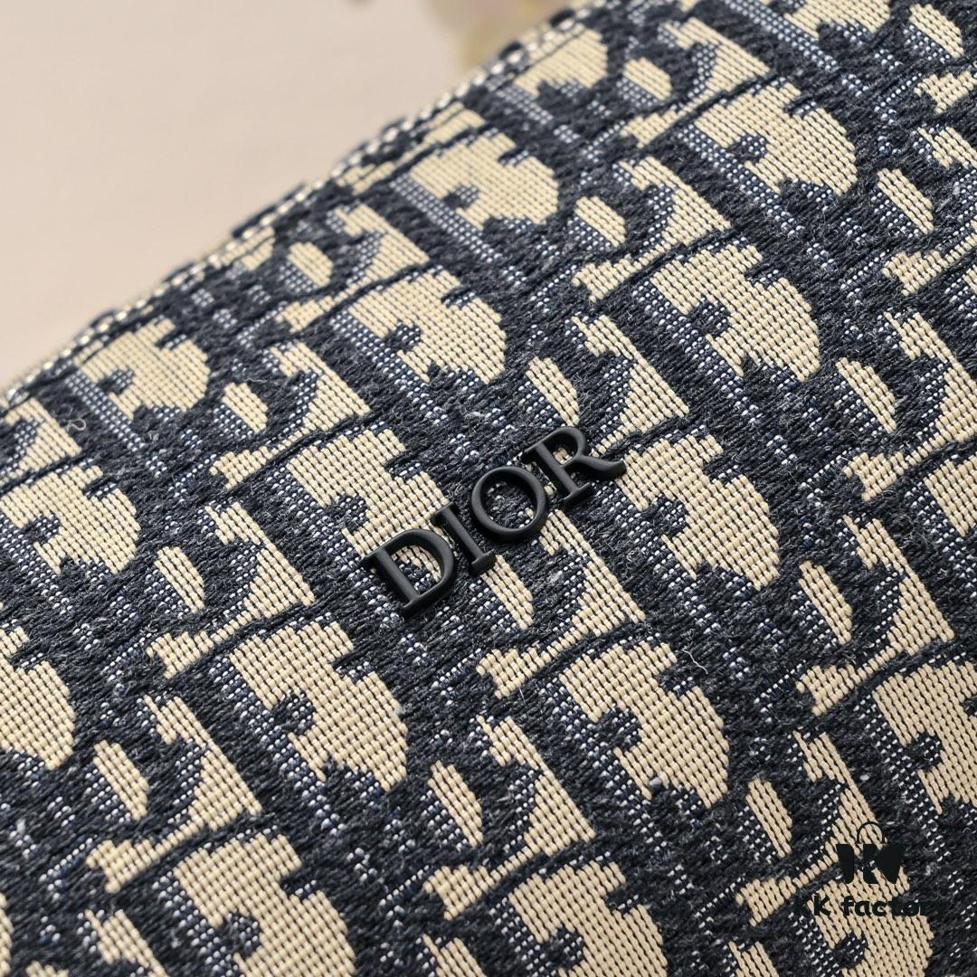 693094b86e68136f4d9aa0cc Dior 2024 Pre-Spring New Arrival OBLIQUE Printed Canvas Cylindrical Tote Bag with Tiger Head Box 🐯🖤 Adjustable and Removable Strap in Black Fabric and Calfskin Unisex Design