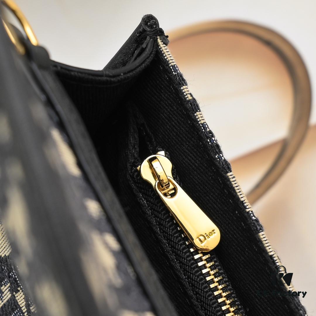 Upgraded Release🔥 Miss Montaigne Mini Chain Bag
