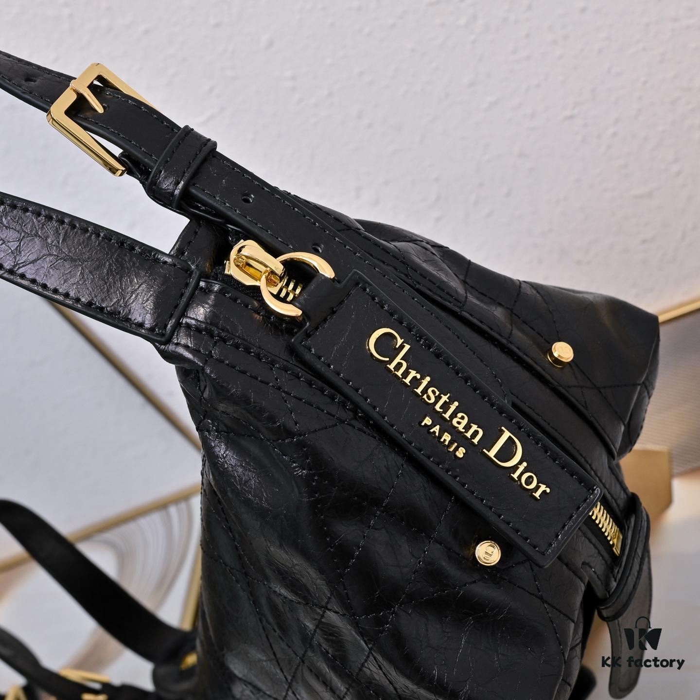 693094e76e68136f4d9aa12a Large D-Journey Bag