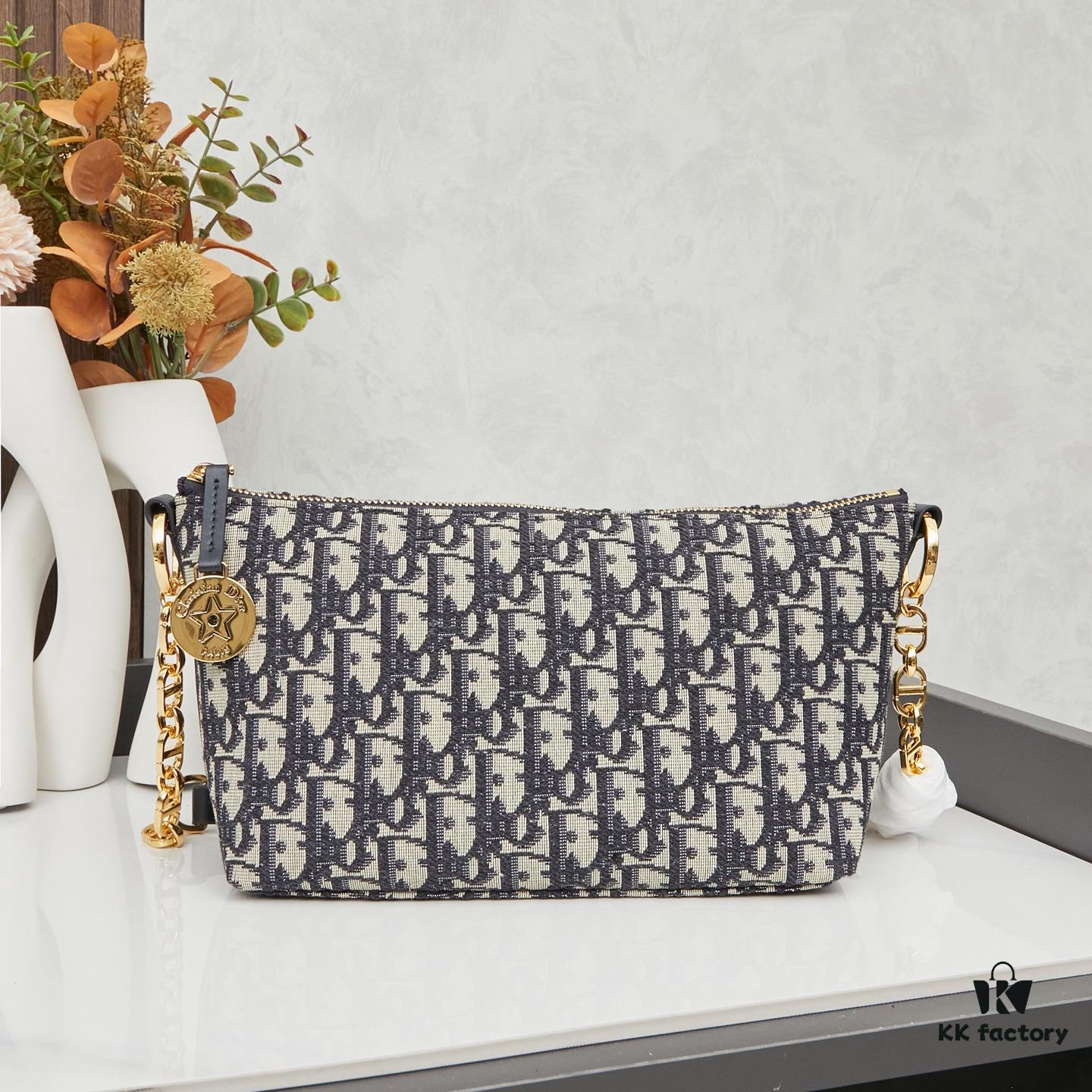 693095126e68136f4d9aa17e Diorstar Hobo Chain Bag in Blue Denim Dior Oblique Jacquard