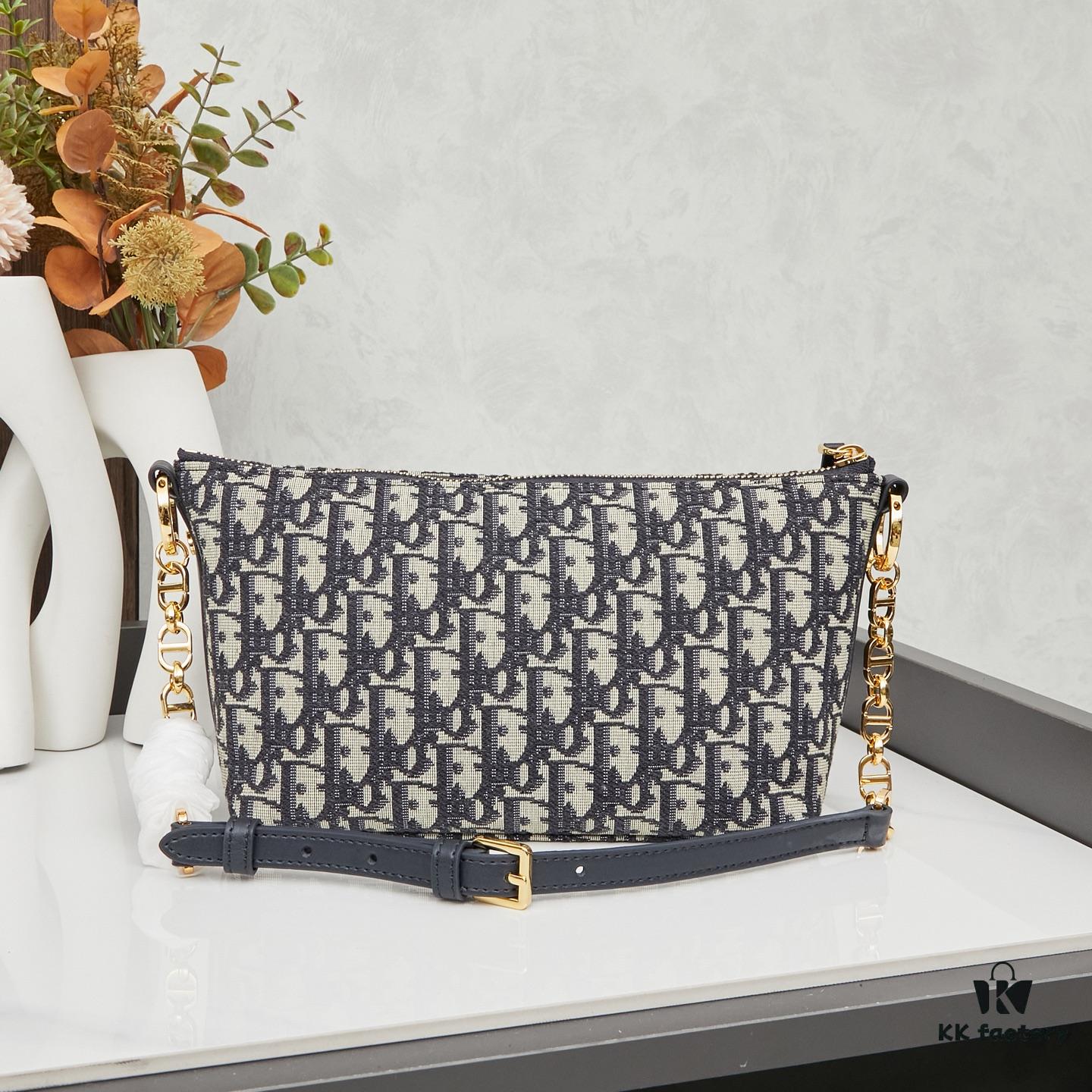 693095136e68136f4d9aa180 Diorstar Hobo Chain Bag in Blue Denim Dior Oblique Jacquard