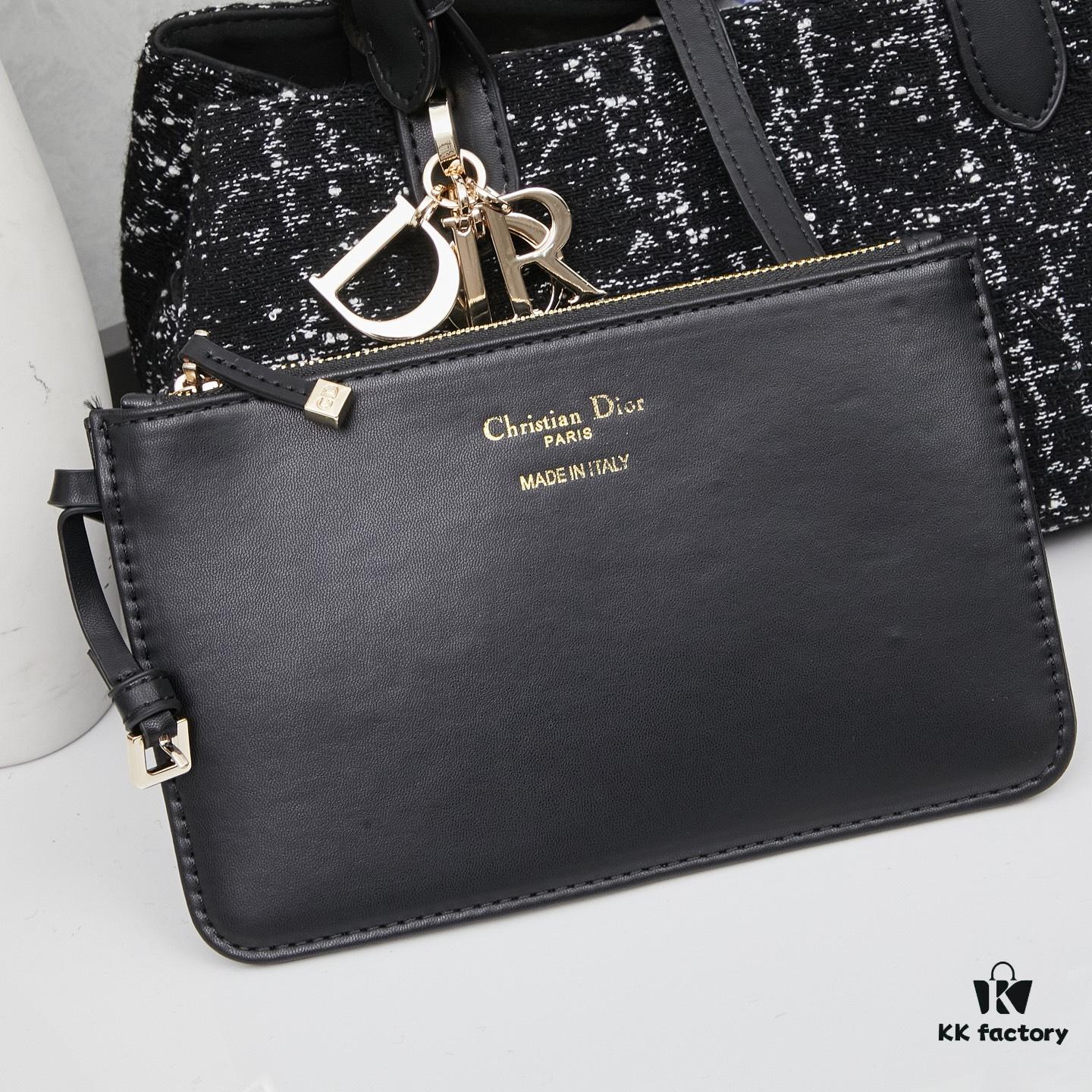 693095366e68136f4d9aa1c3 Dior Toujours Small Bag in Black Calfskin