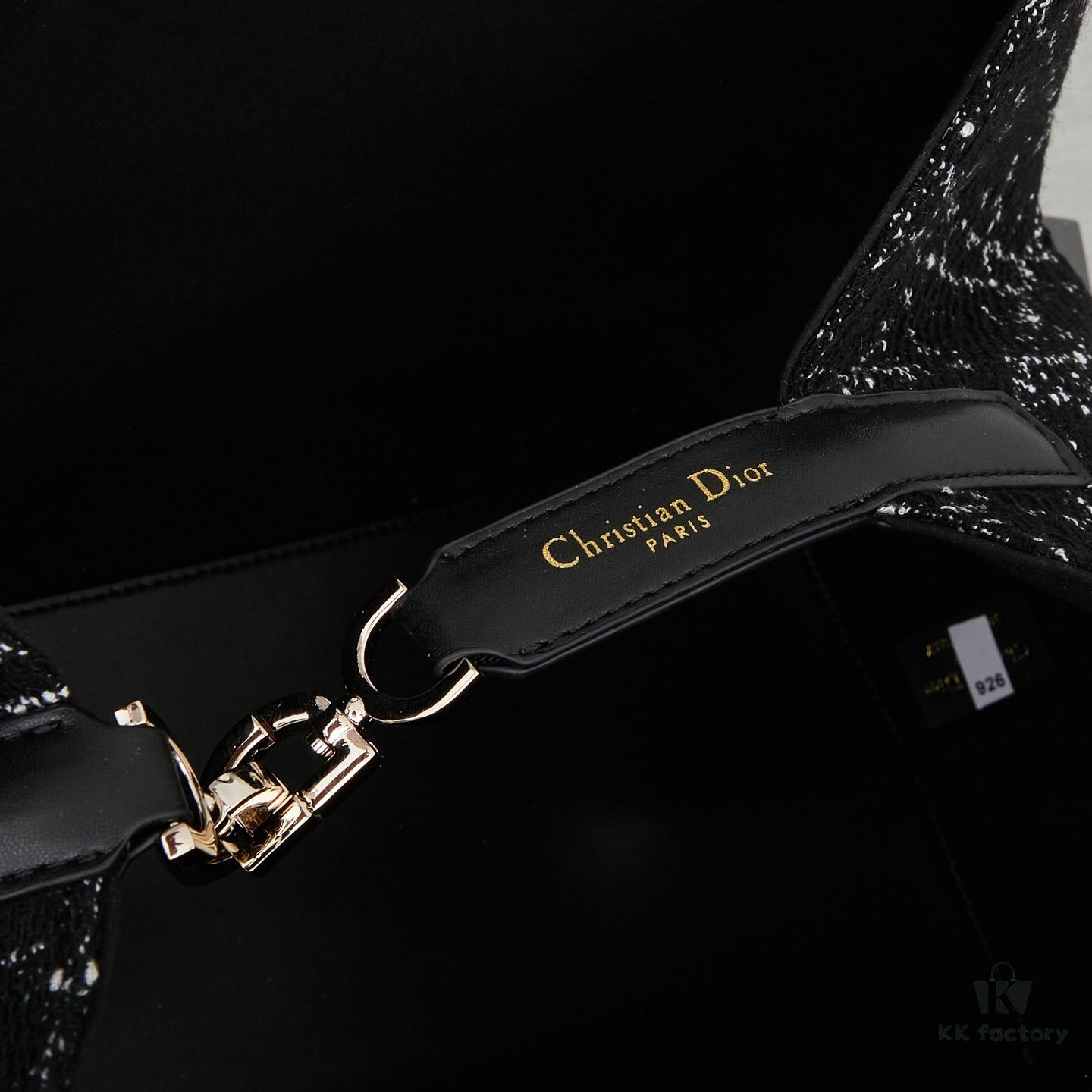 Large Dior Toujours Bag