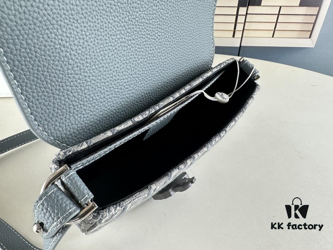 6930954a6e68136f4d9aa1ee Dior Saddle Clutch with Shoulder Strap, Grainy Calfskin and Oblique Print
