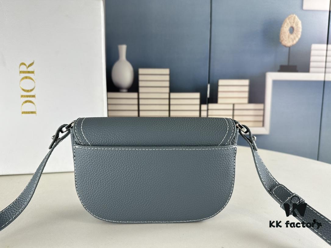 6930954c6e68136f4d9aa1f3 Dior Saddle Clutch with Shoulder Strap in Oblique Print Fabric and Black Grained Calfskin