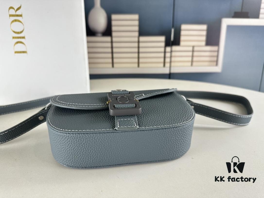 6930954d6e68136f4d9aa1f5 Dior Saddle Clutch with Shoulder Strap in Oblique Print Fabric and Black Grained Calfskin