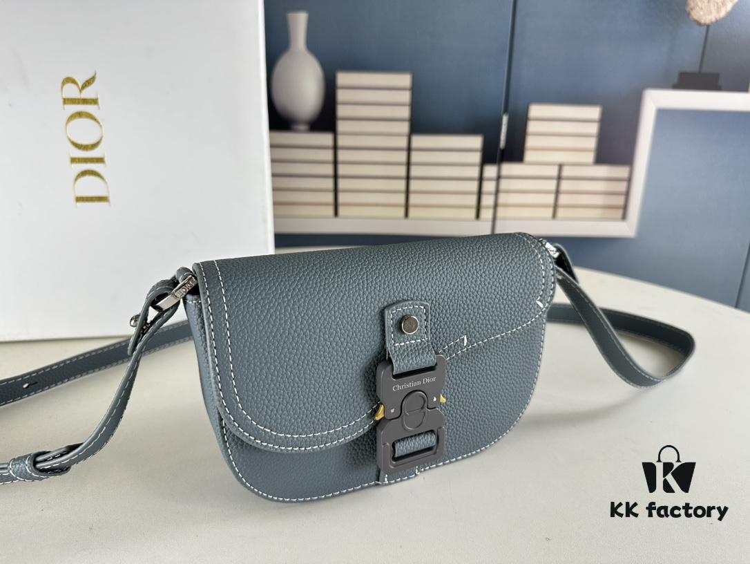 6930954d6e68136f4d9aa1f6 Dior Saddle Clutch with Shoulder Strap in Oblique Print Fabric and Black Grained Calfskin