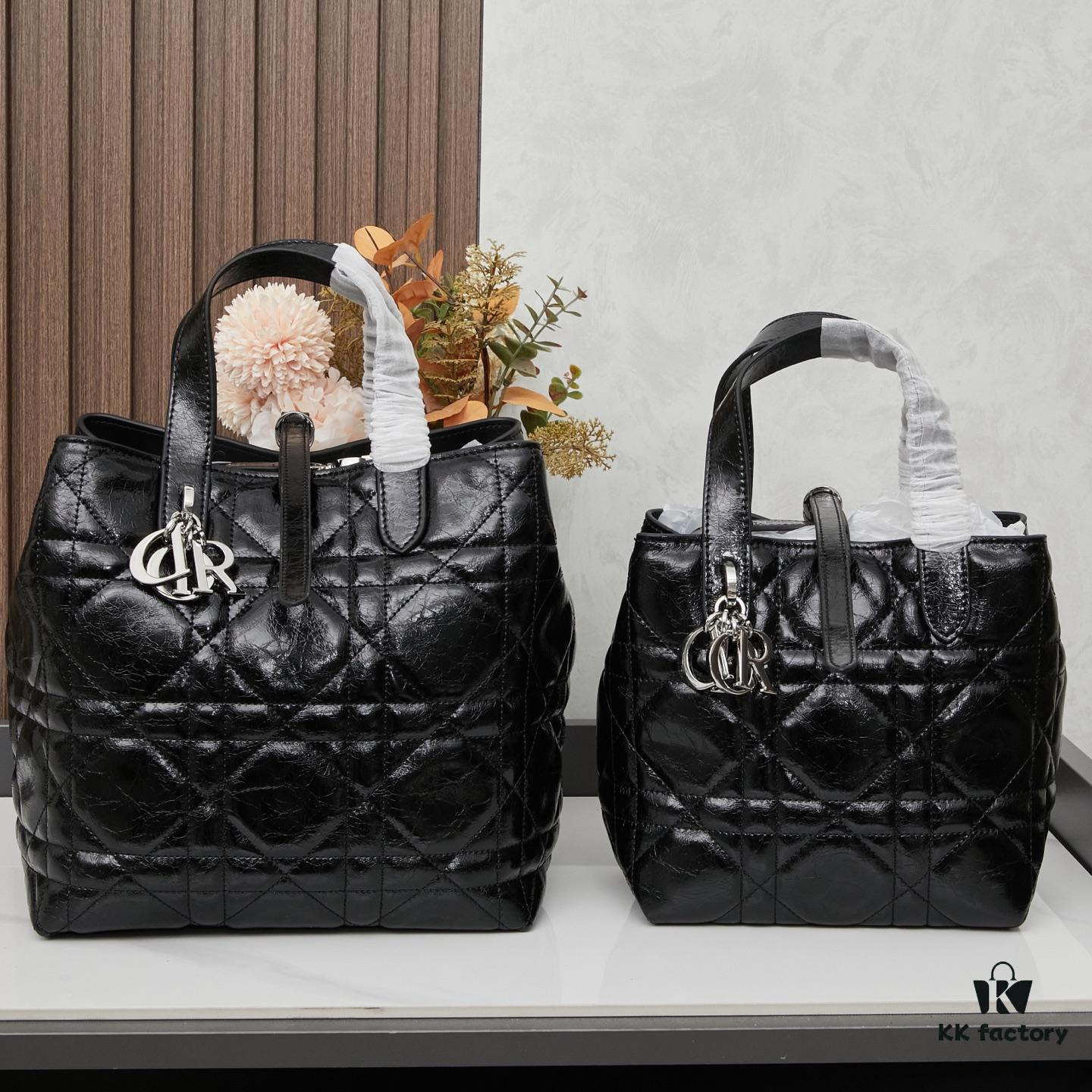 693095706e68136f4d9aa236 Small Dior Toujours Vertical Handbag