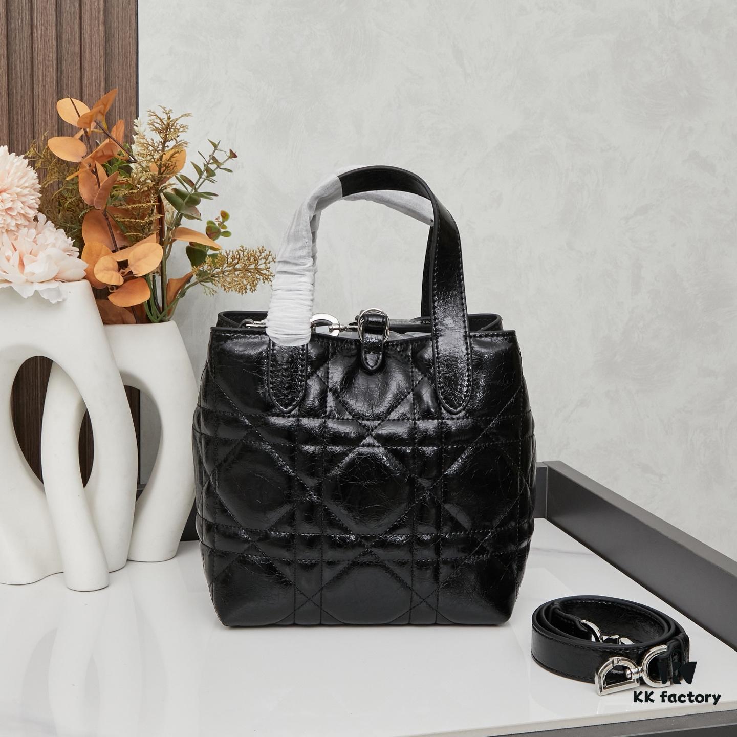 693095746e68136f4d9aa23d Small Dior Toujours Vertical Handbag