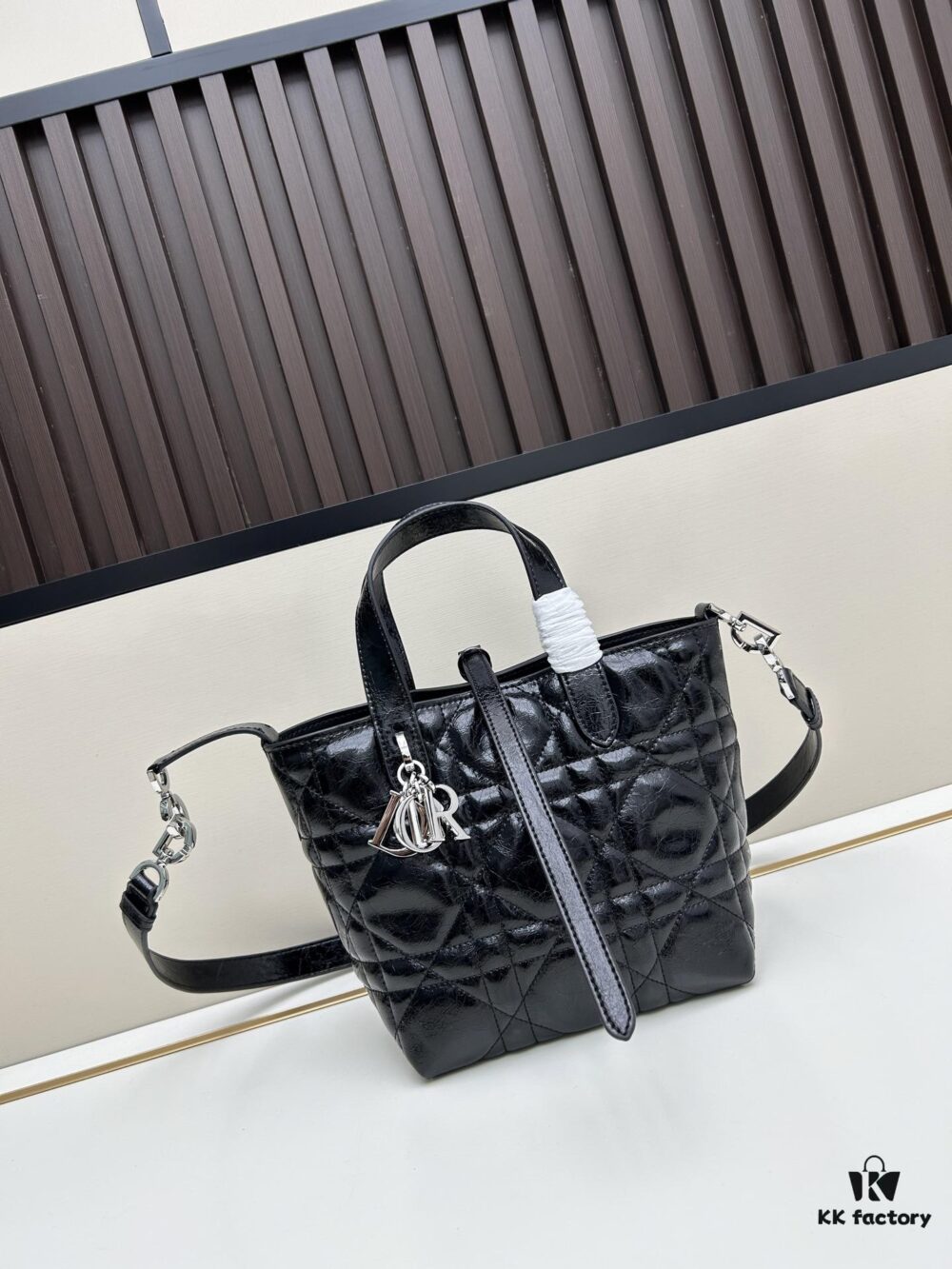 693095876e68136f4d9aa265 Dior Toujours Small Vertical Handbag in Black Calfskin