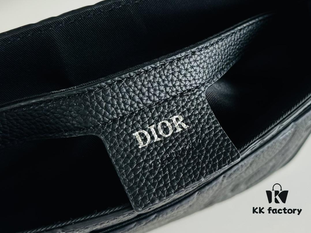 693095b36e68136f4d9aa2c3 Dior Messenger Bag for Men, Model 9045, Box Size 22x17x6 cm